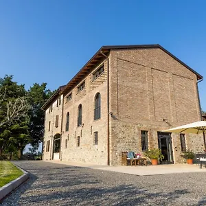  Alloggio per agriturismo I Tre Colli -rubbiano-