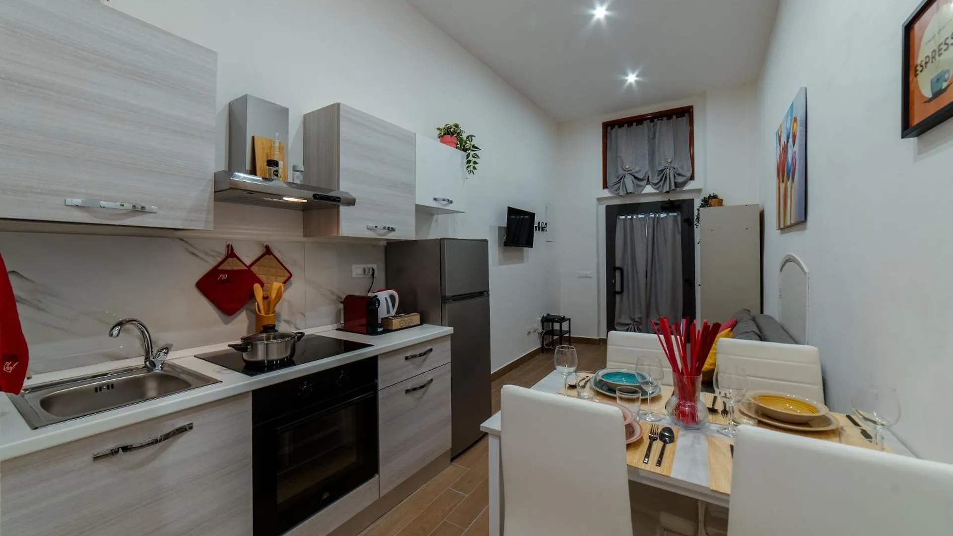 Casa R&R 5' A Piedi Dalla Torre! ピサ イタリア